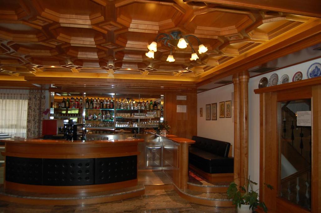 Hotel Engel カナツェーイ エクステリア 写真